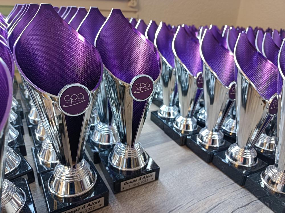 trophées violet